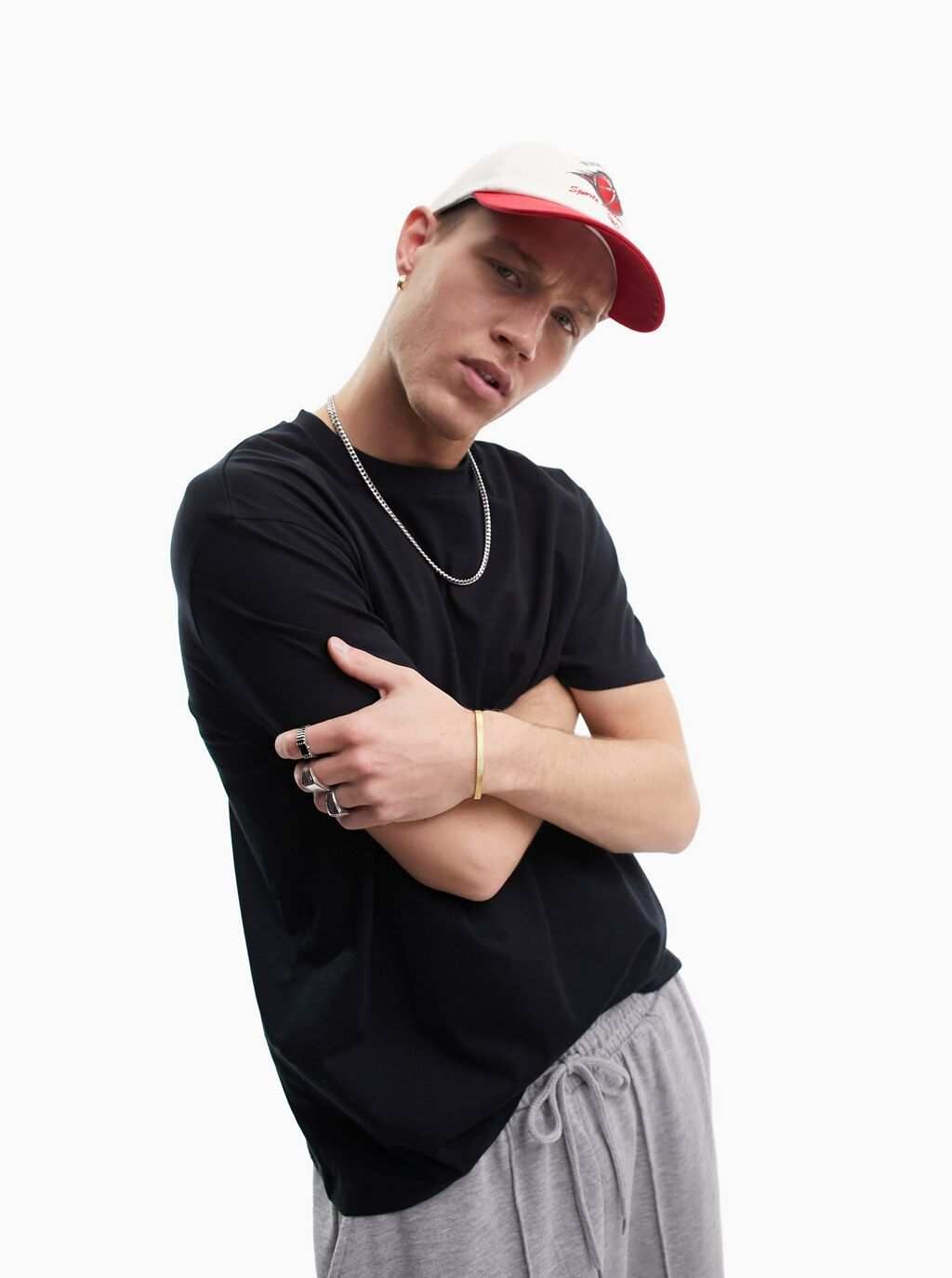 

Черная свободная футболка ASOS DESIGN, Черный