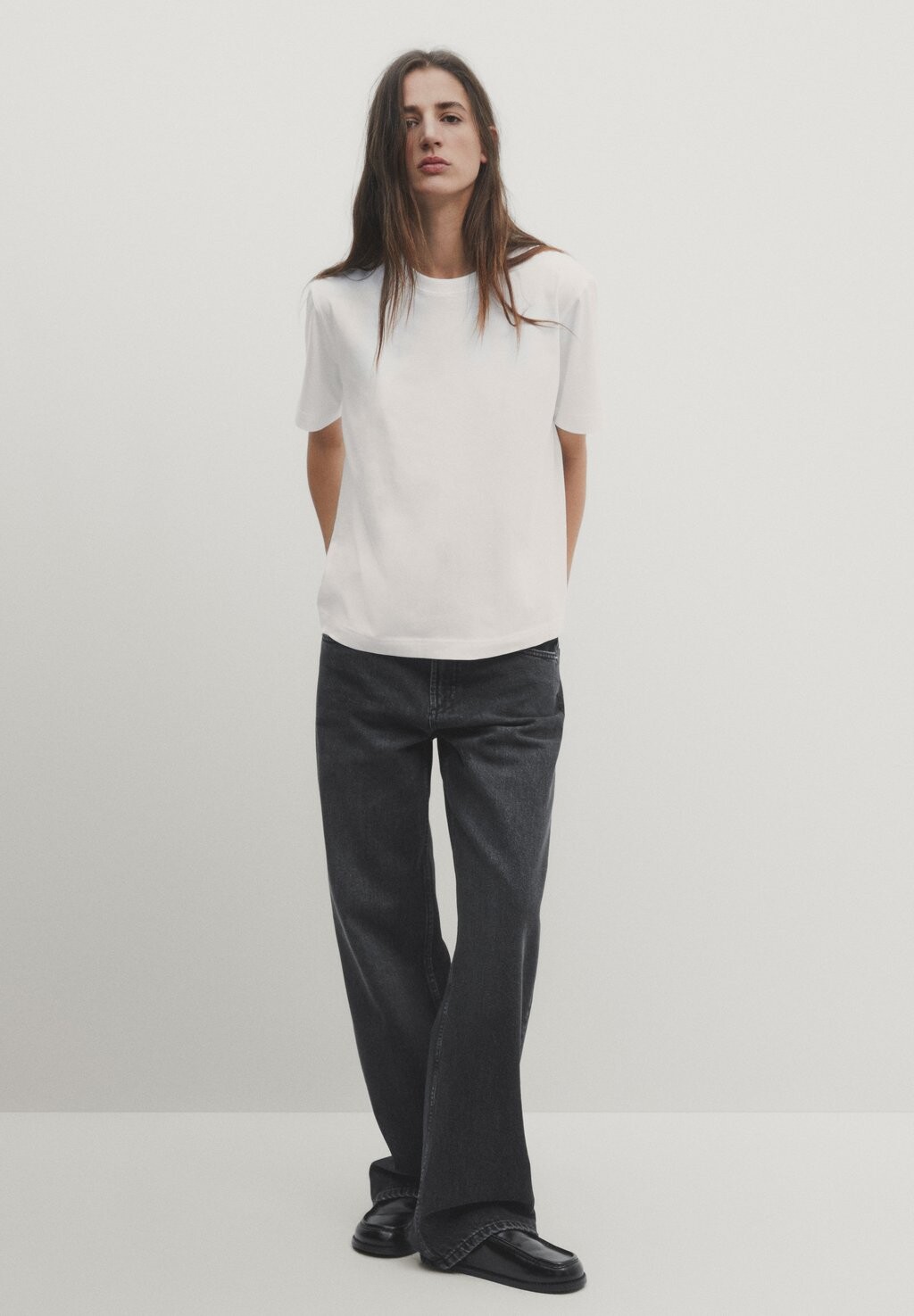 

Базовая футболка Crew Neck Boyfriend Massimo Dutti, цвет grey