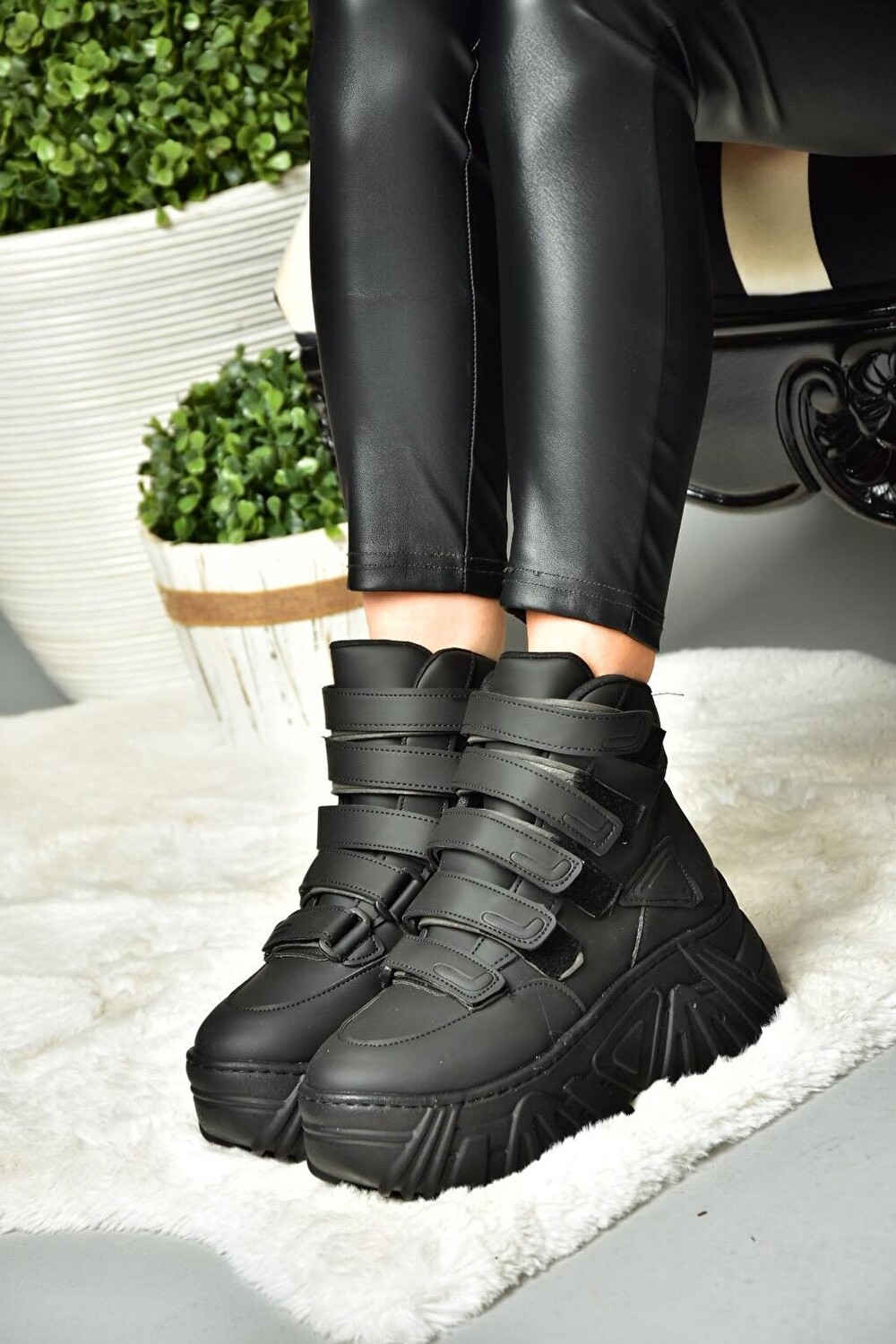 

R9737151 Черные женские кроссовки Fox Shoes, Черный