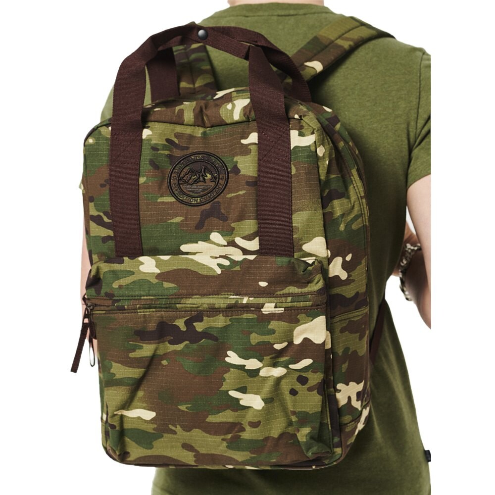 

Рюкзак Superdry Vintage Forest L, зеленый