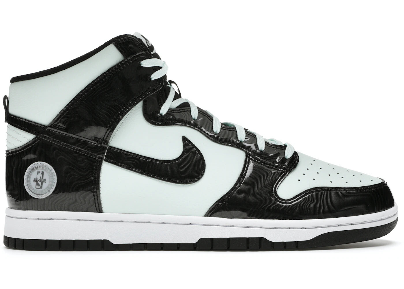 

Кроссовки Nike Dunk High SE (2021)