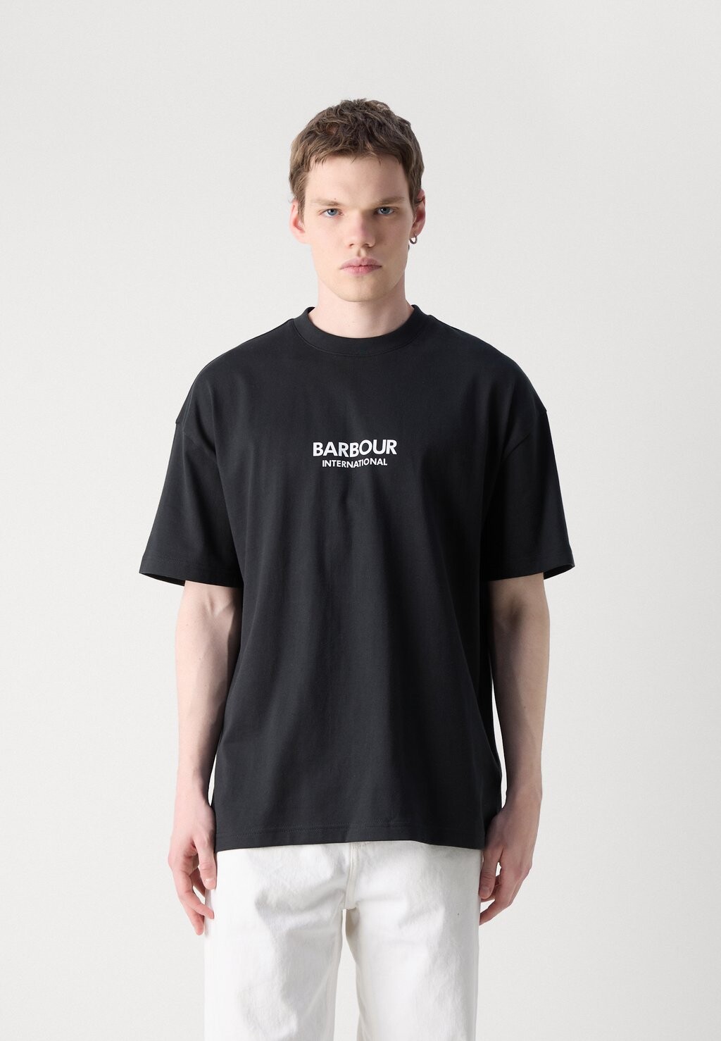

Футболка с принтом Barbour International, черный