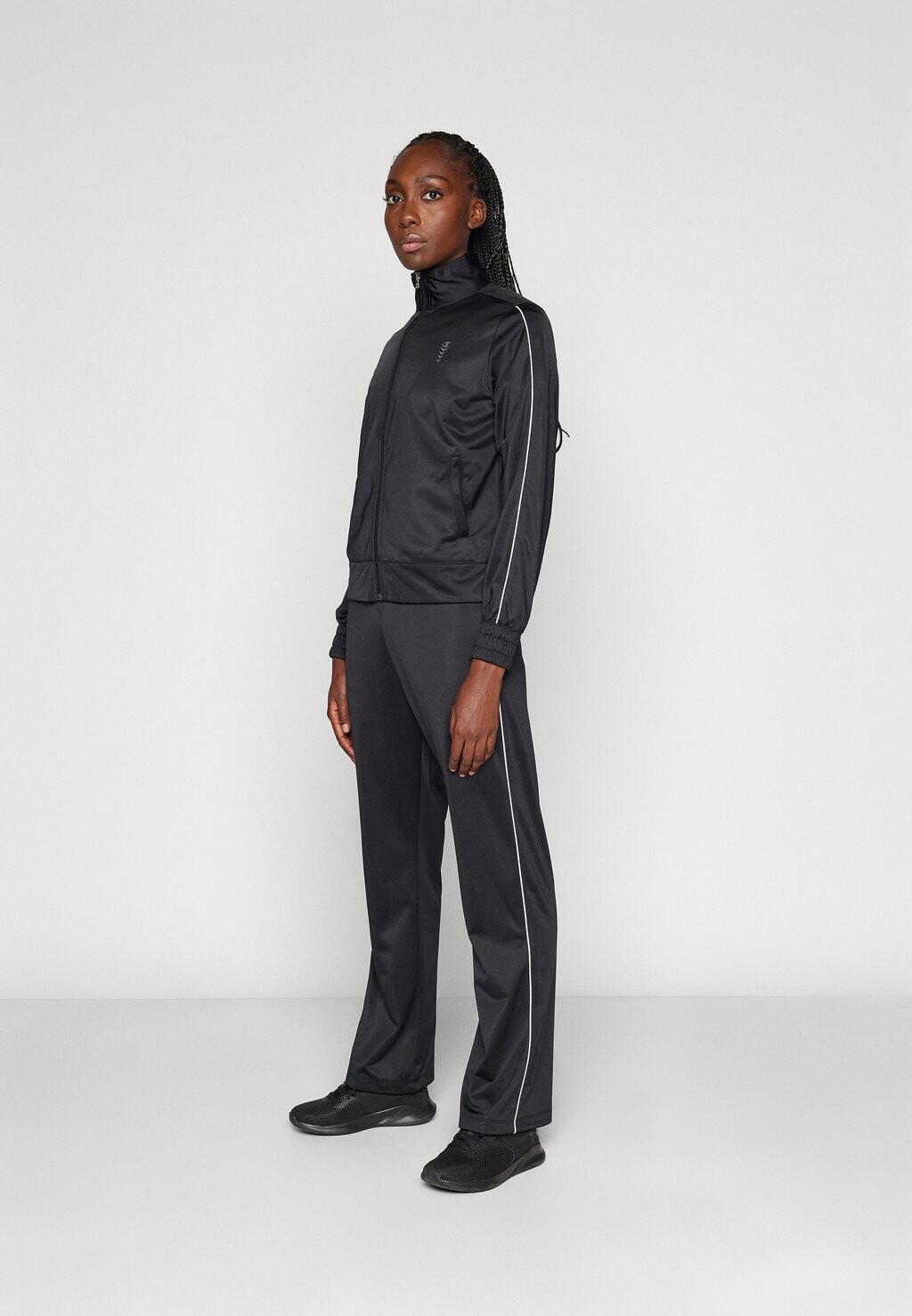 

Спортивный костюм TRACKSUIT Champion, цвет black