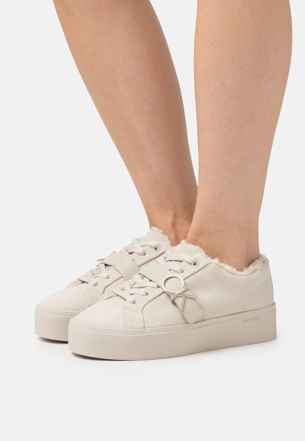 

Низкие кроссовки CUPSOLE Calvin Klein, перьево-серый, Бежевый