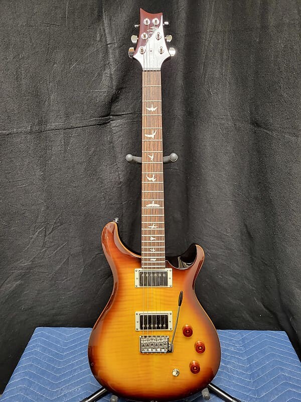 

Электрогитара PRS SE DGT David Grissom - McCarty Tobacco Sunburst