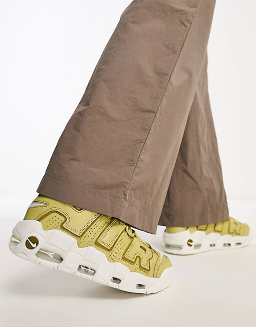 

Кроссовки Nike Air More Uptempo цвета желтого и бронзового цвета, Желтый