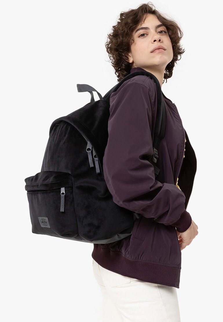 

Рюкзак PADDED PAK'R x LOONEY TUNES Eastpak, черный