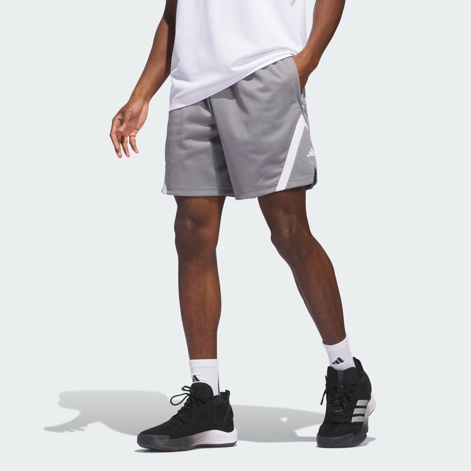 

Шорты S Adidas, цвет Grey Three/White