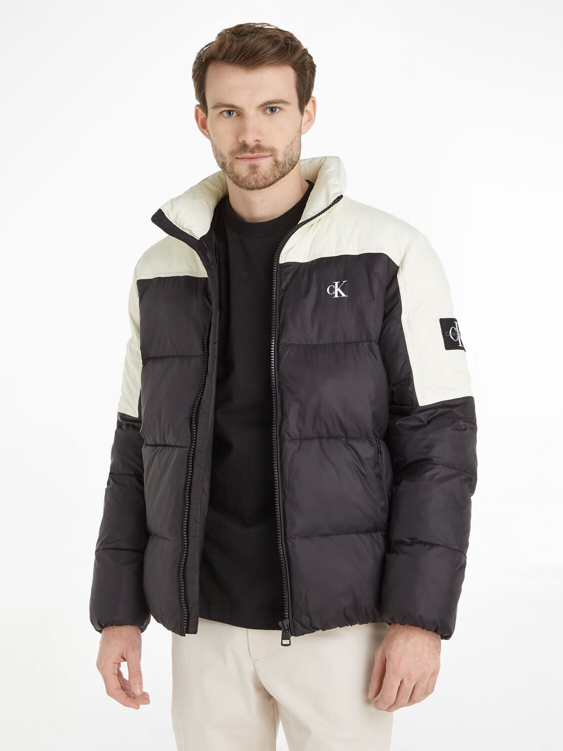 

Пуховик Calvin Klein Colourblock, черный/кремовый
