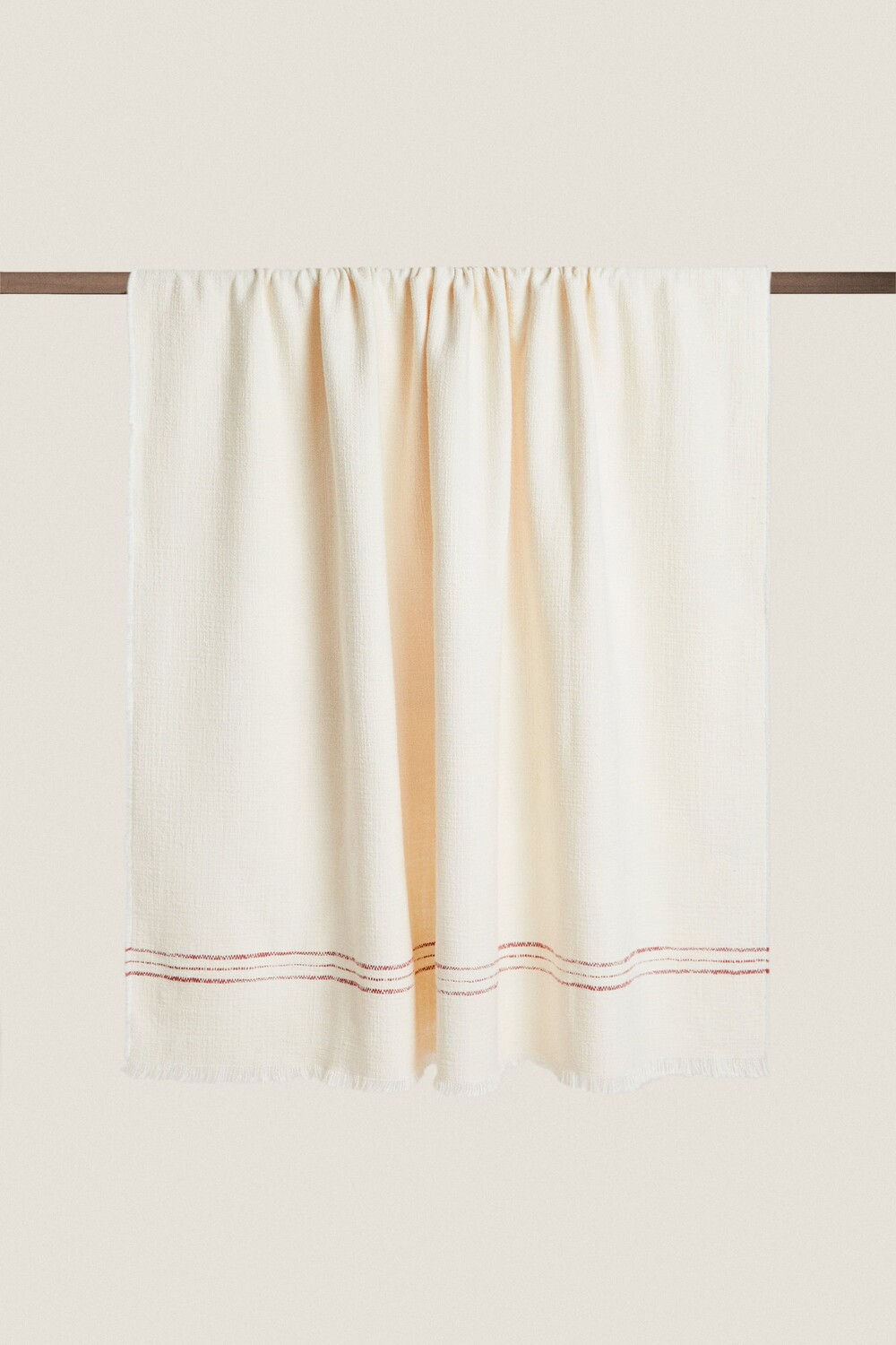 

Деревенское одеяло Zara, экрю