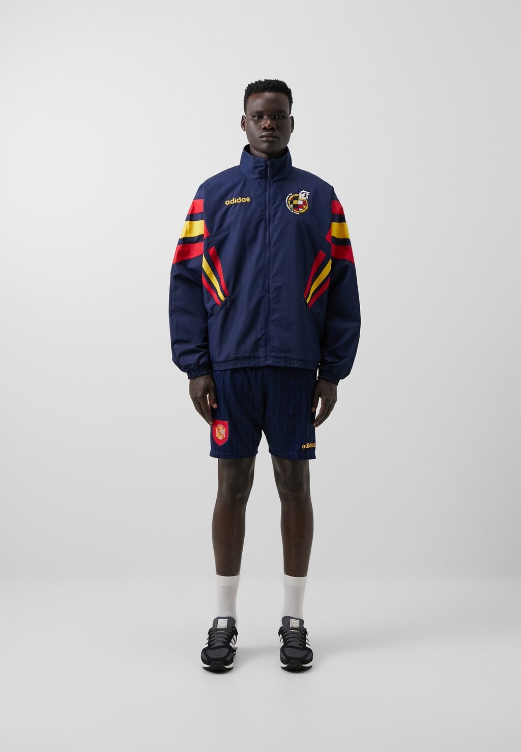 

Национальная сборная Spain Fef Tracktop 96 adidas Originals, цвет night indigo