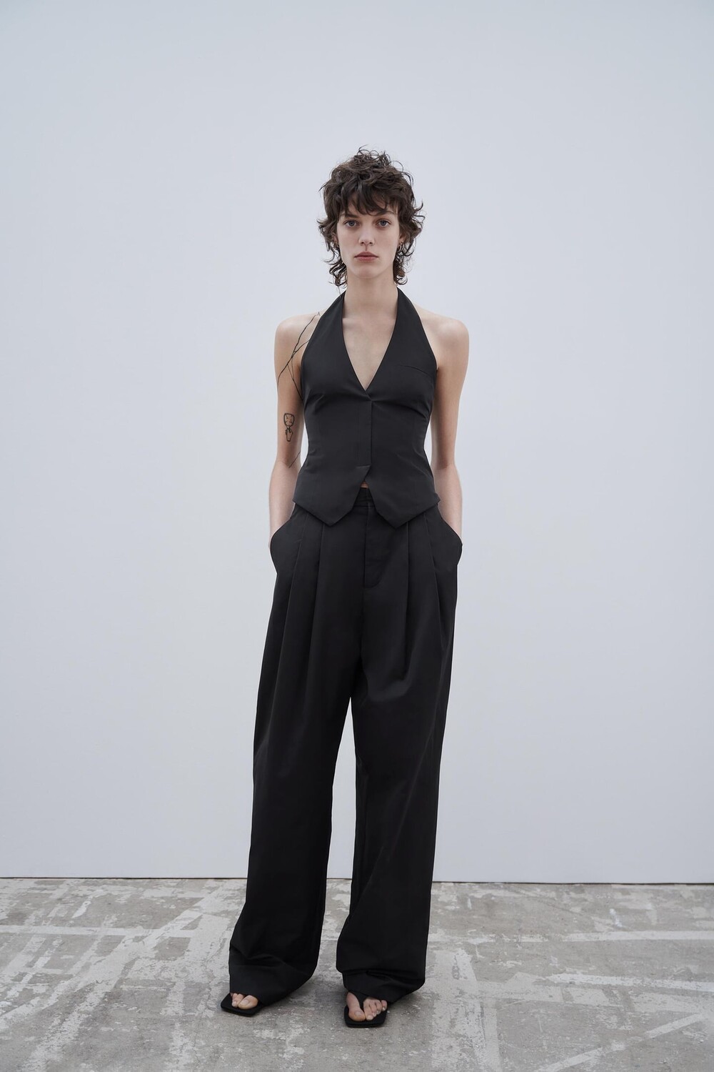 

Брюки из нейлона в полную длину ZARA, темно-синий