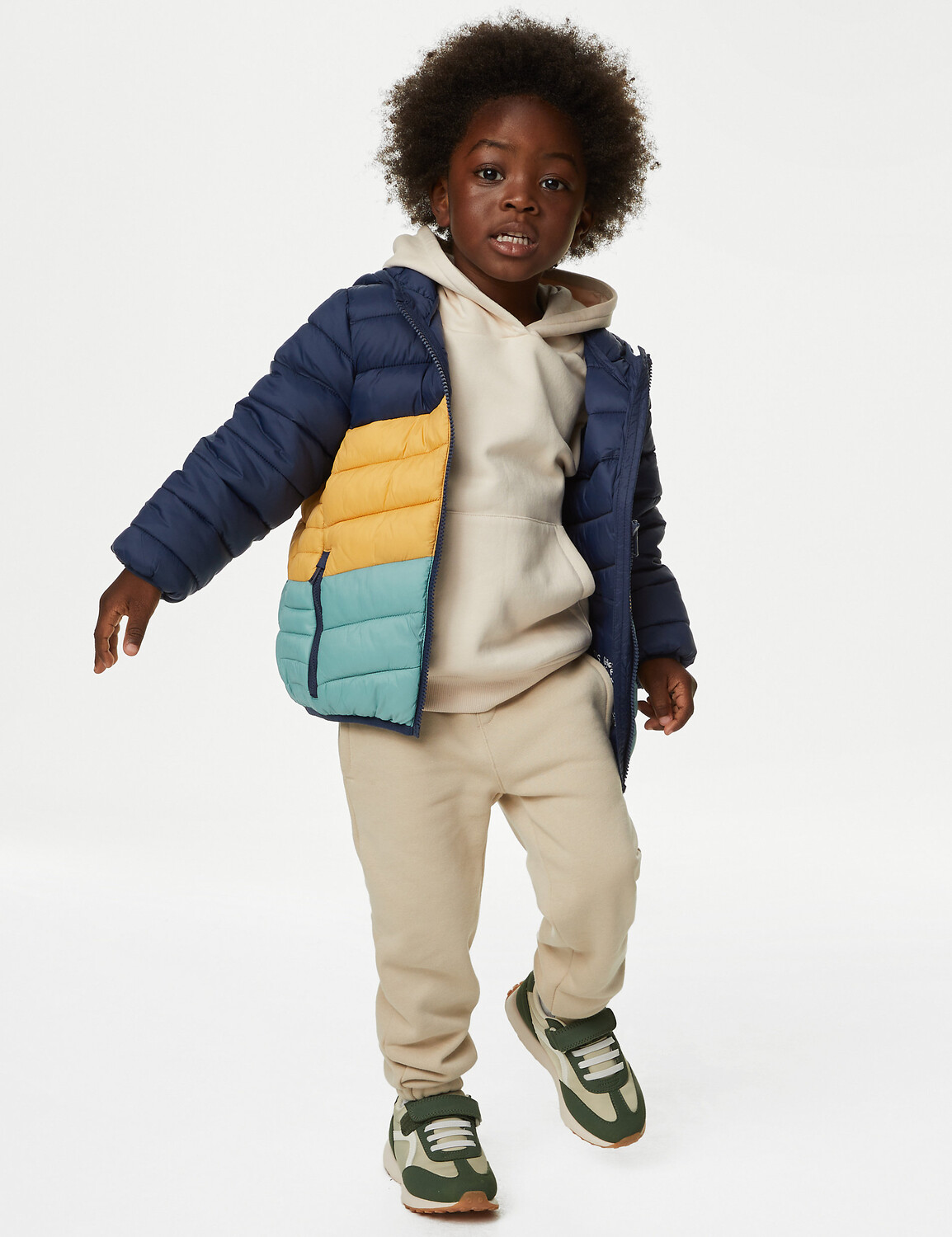 

Легкая стеганая куртка Stormwear (2–8 лет) Marks & Spencer