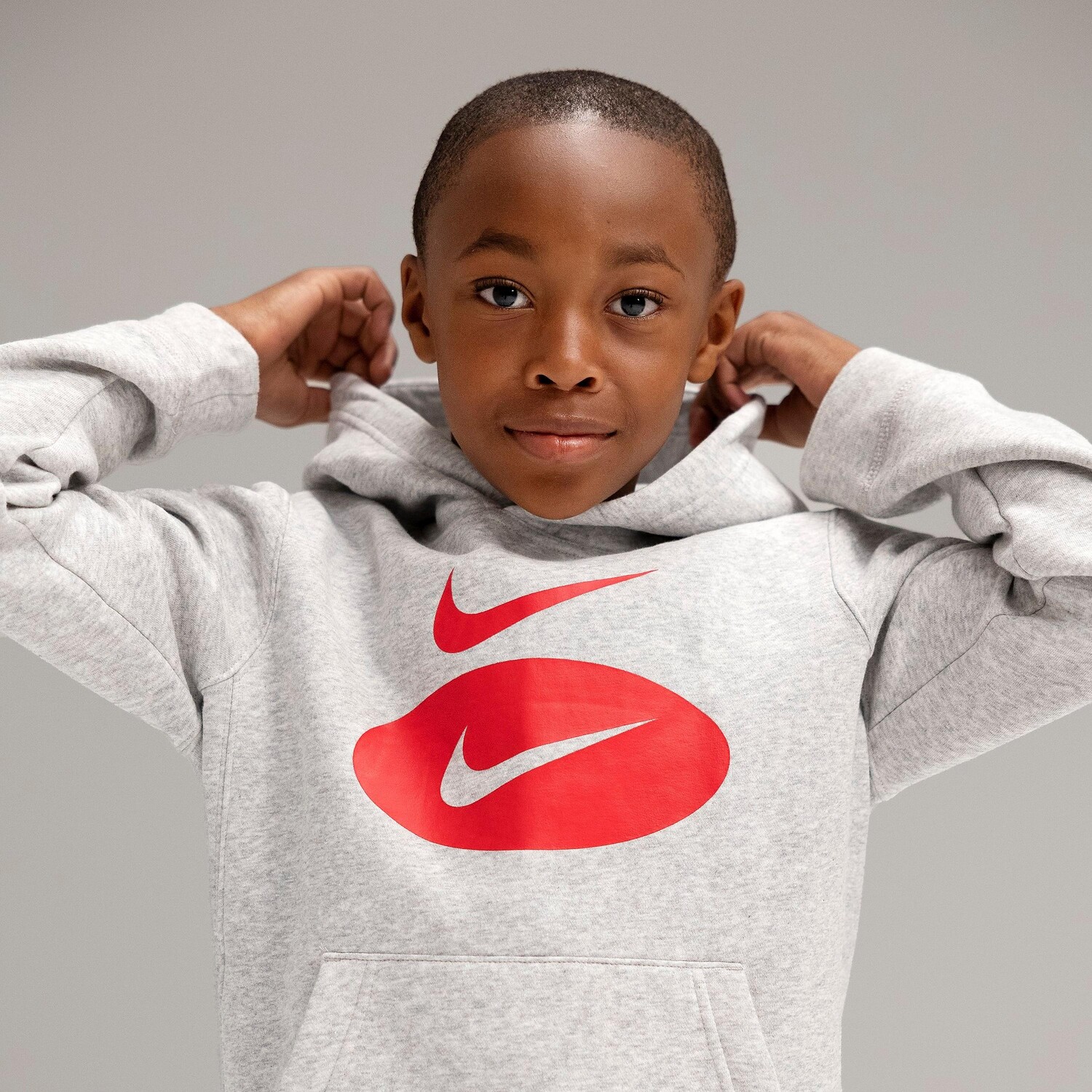 Пуловер с капюшоном Nike Sportswear Swoosh Pack для мальчиков, серый