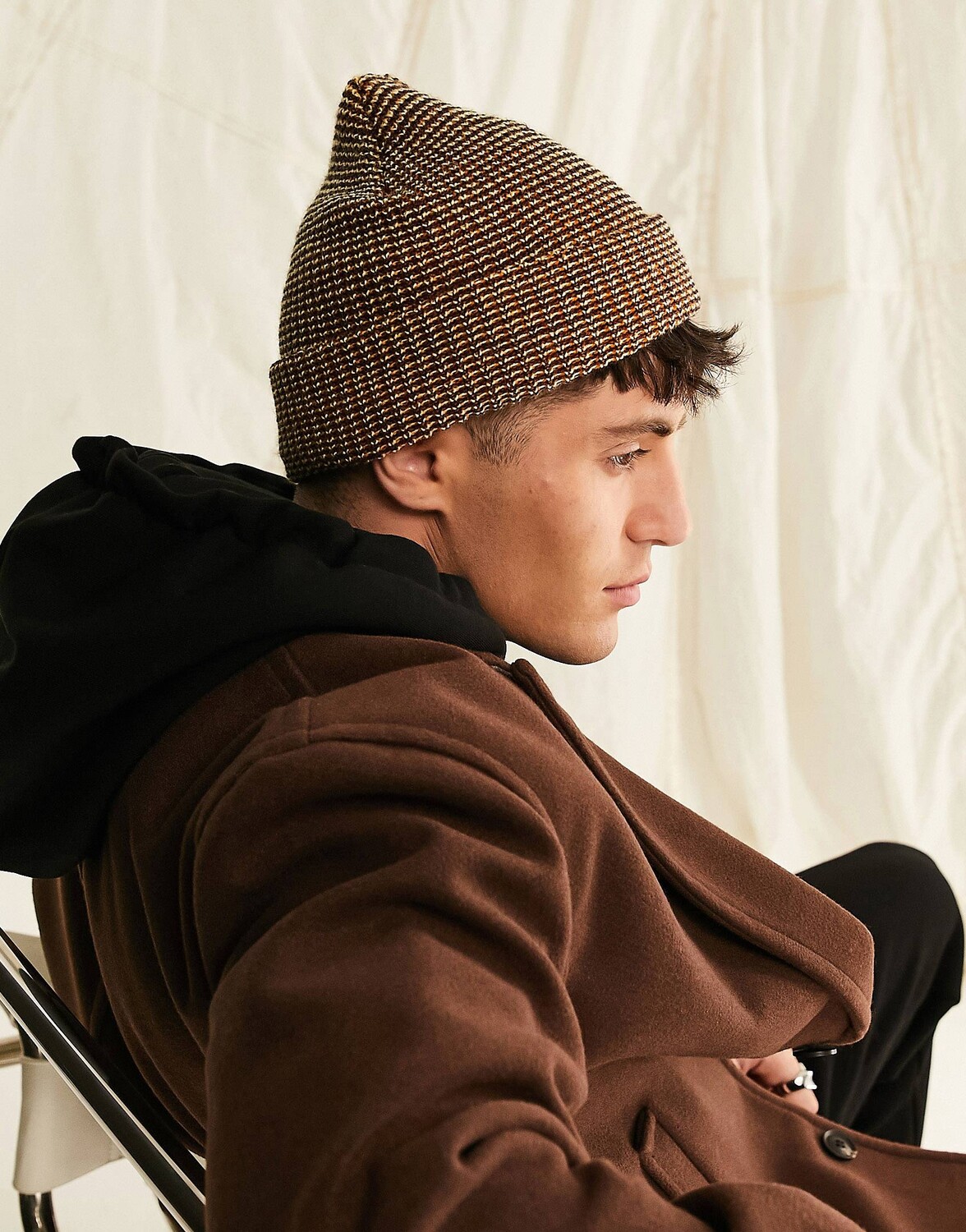 

Миниатюрная шапка-бини в рубчик ASOS DESIGN Fisherman разноцветного плетения
