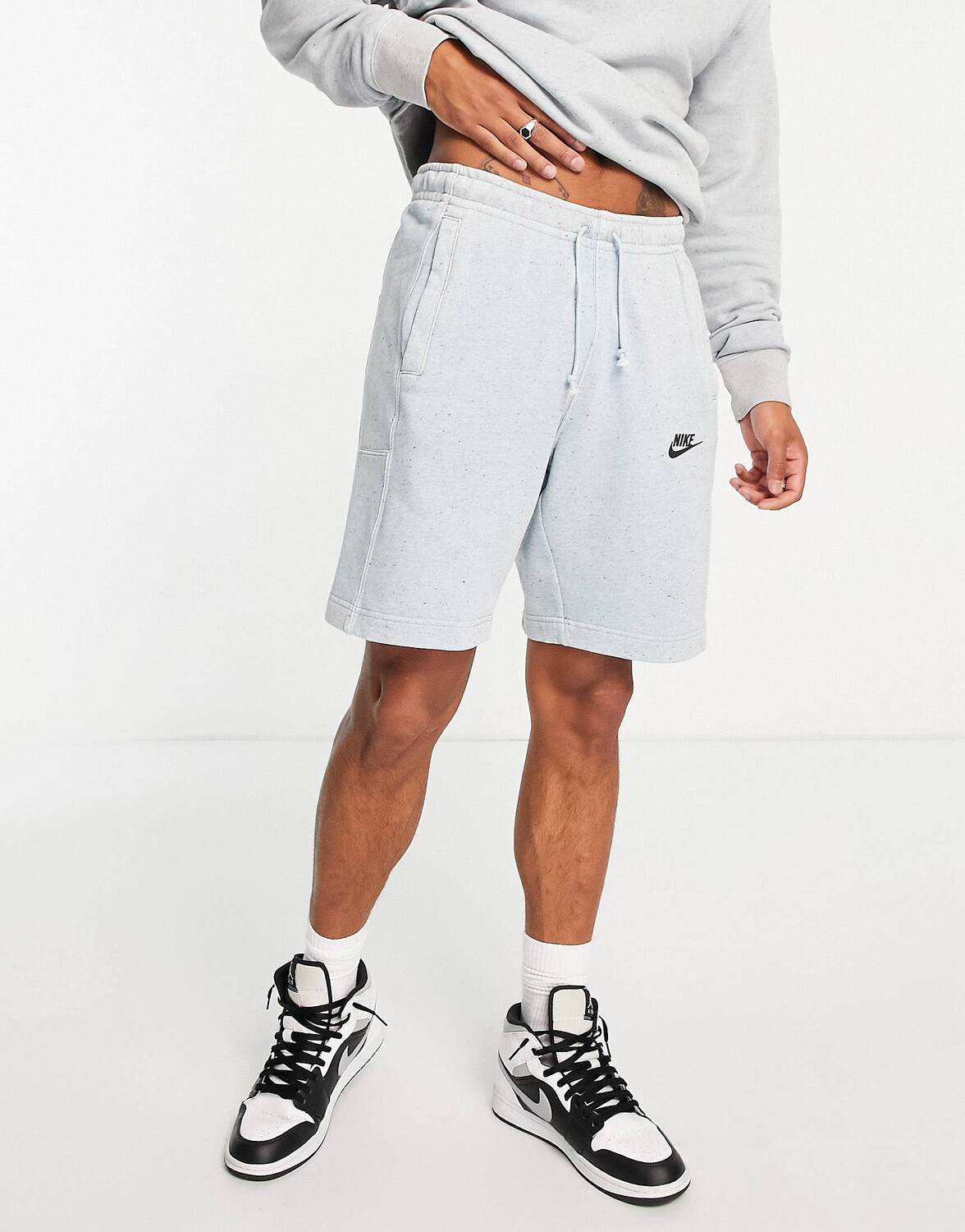 

Синие шорты Nike Club Fleece+