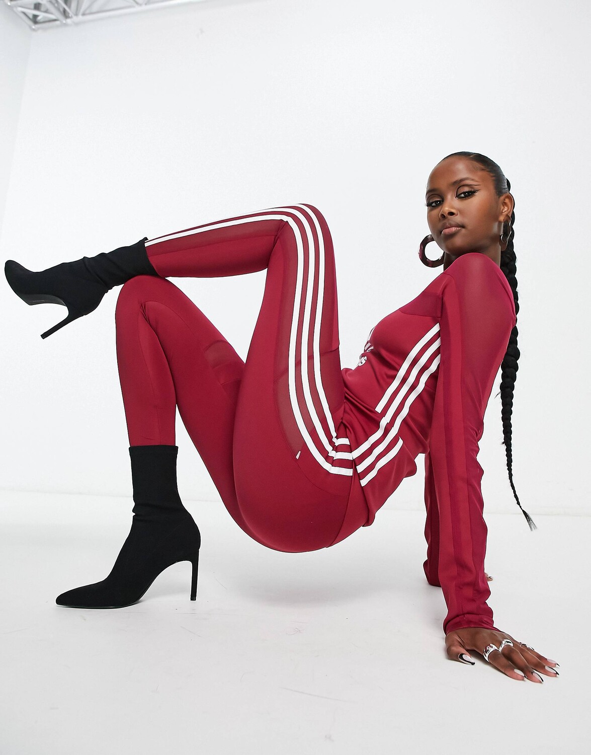 

Темно-бордовые леггинсы adidas Originals 'centre stage' с сетчатыми деталями, Красный