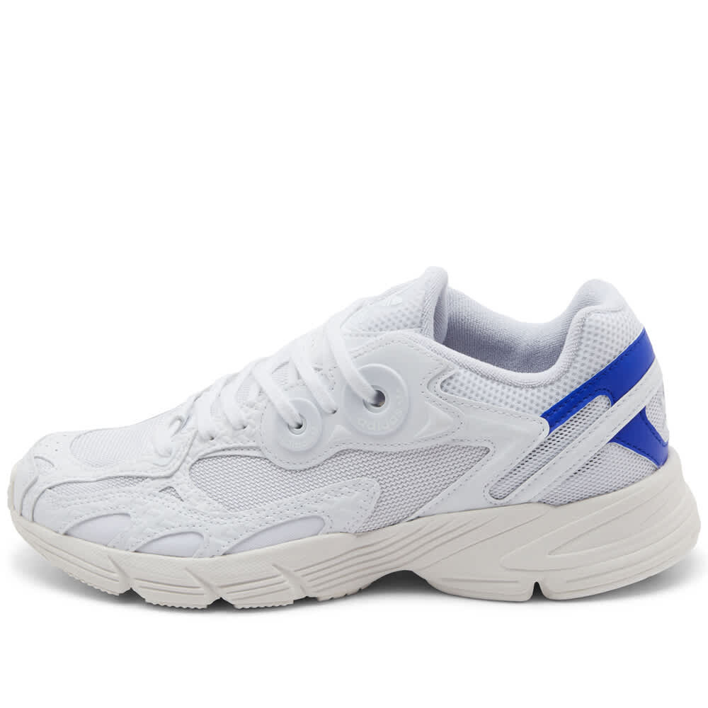 

Кроссовки Adidas Astir W