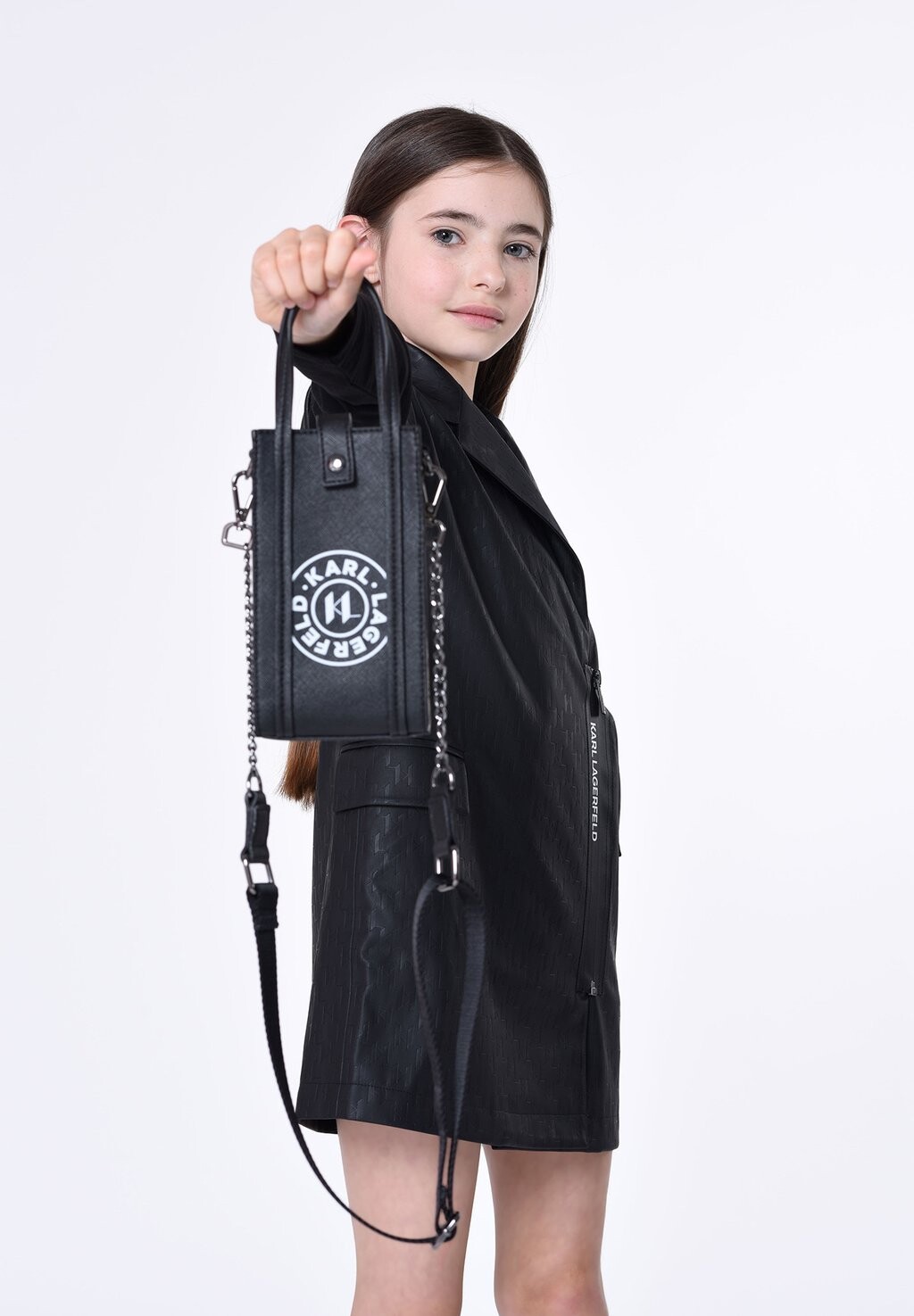 

Летнее платье Karl Lagerfeld, черное