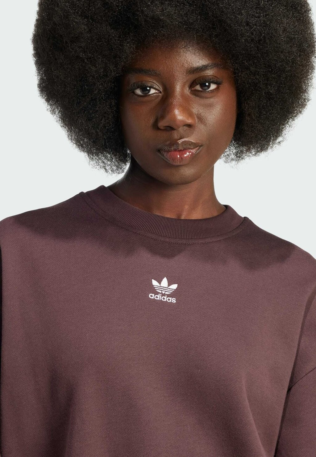 

Толстовка с капюшоном ESSENTIALS OVERSIZED adidas, коричневый