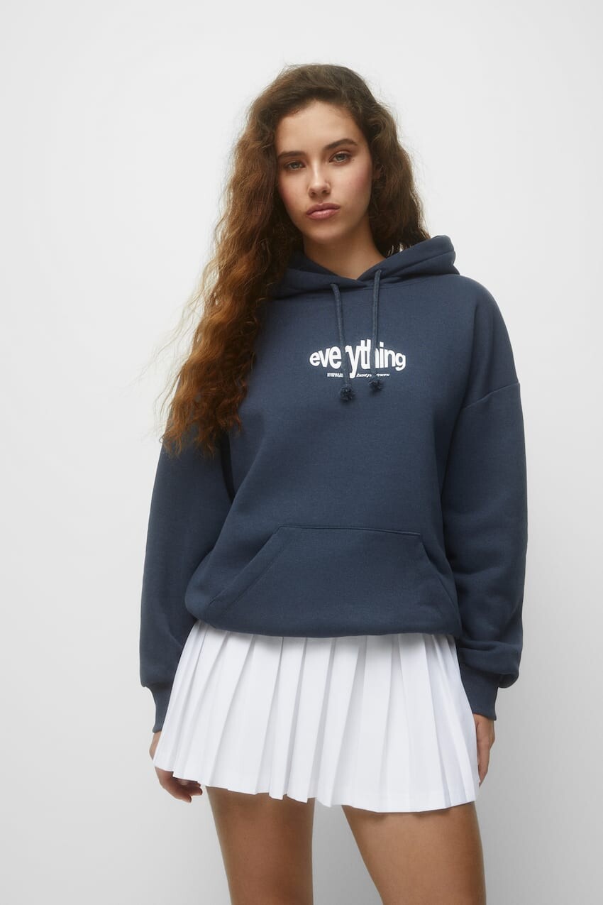 

Худи оверсайз синего цвета Pull&Bear, бледный индиго