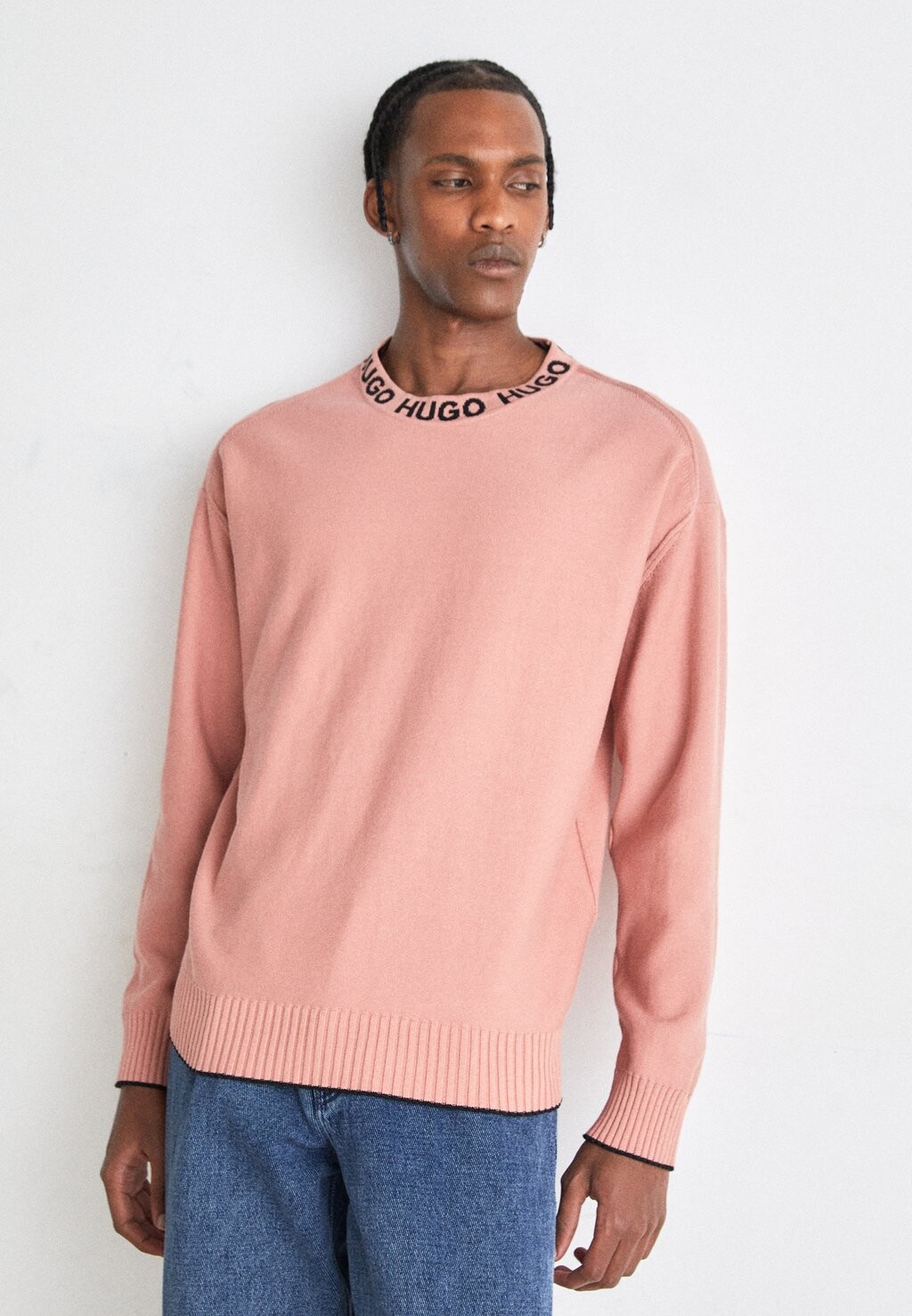 

Свитер Smarlo HUGO, цвет light pastel red