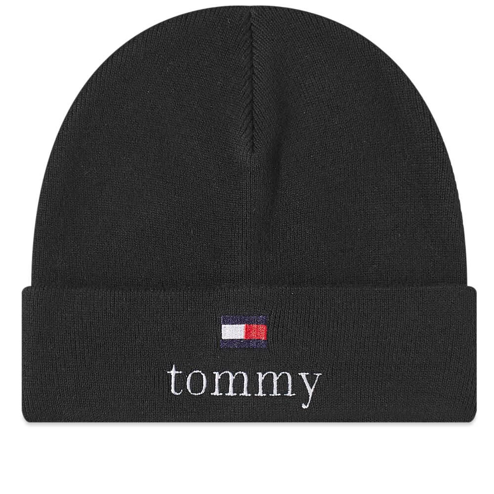 

шапка с логотипом Tommy Jeans