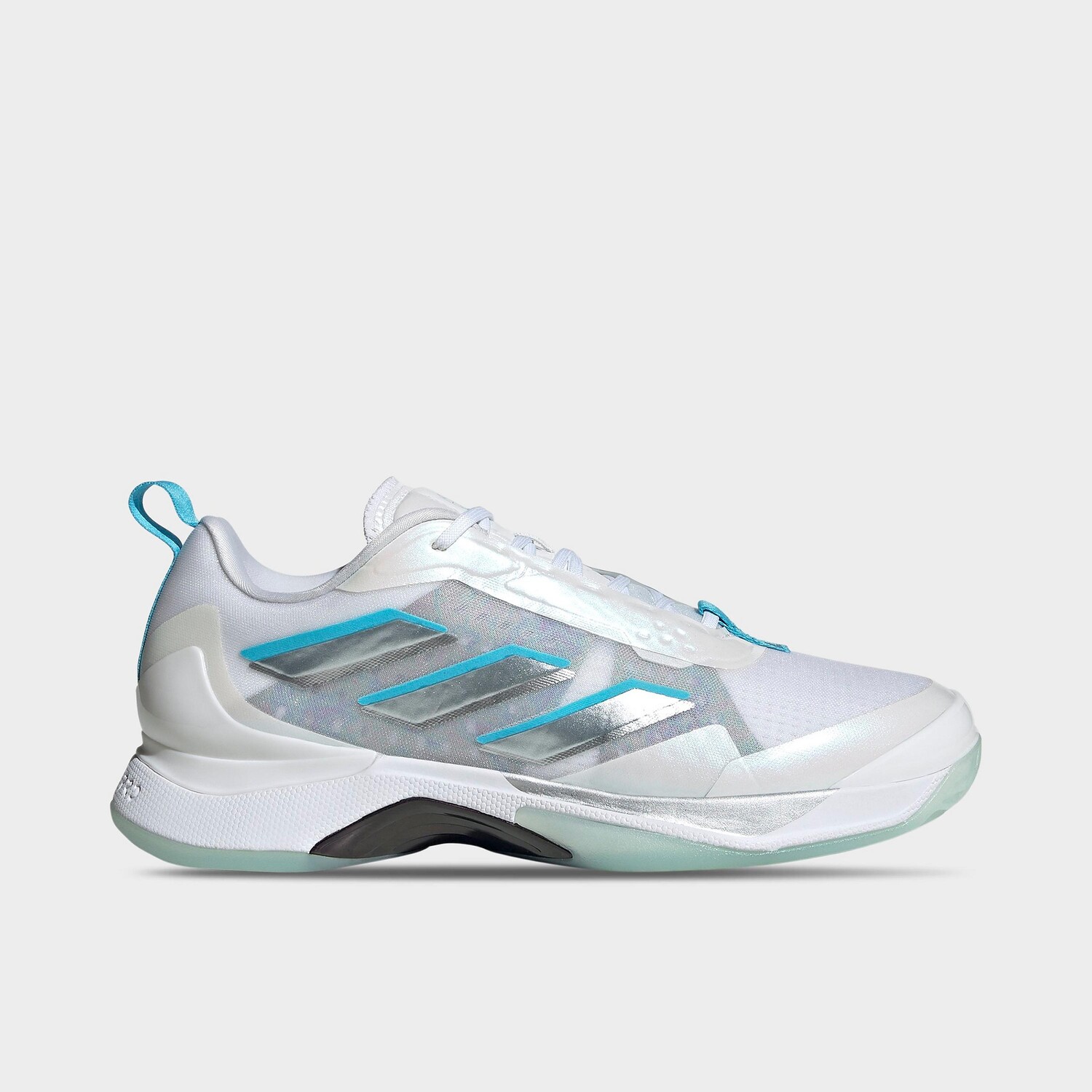 

Женская повседневная обувь Adidas Avacourt, белый