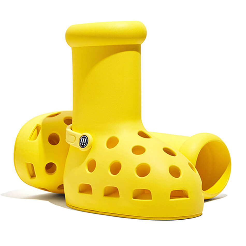 Сапоги Crocs x MSCHF Big Yellow Boot, желтый – купить из-за границы через  сервис «CDEK.Shopping»