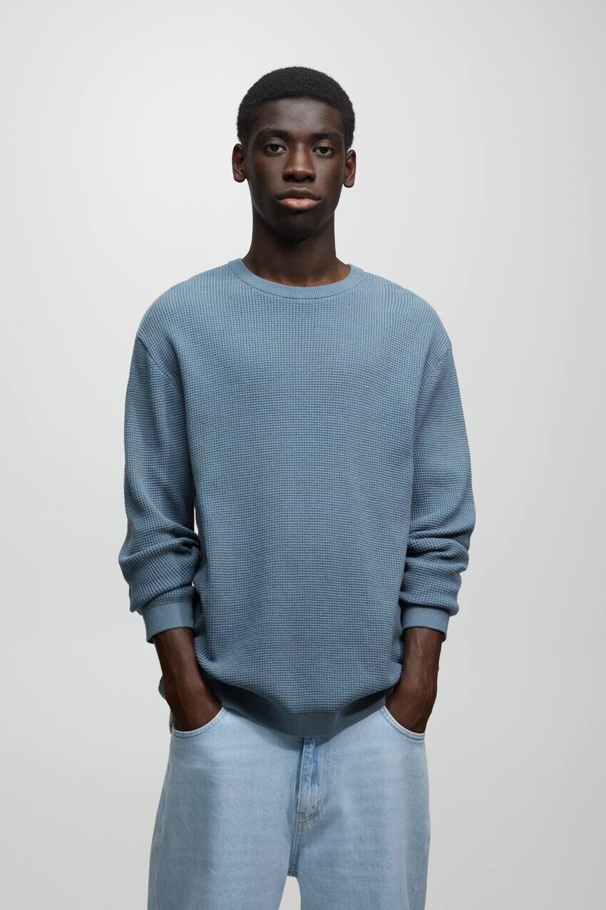 

Свитер вафельной вязки Pull&Bear, синий