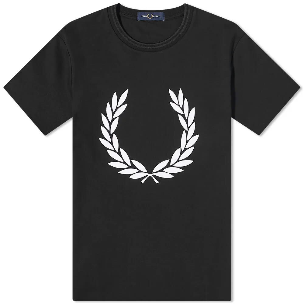 

Футболка Fred Perry Laurel Wreath Print Tee