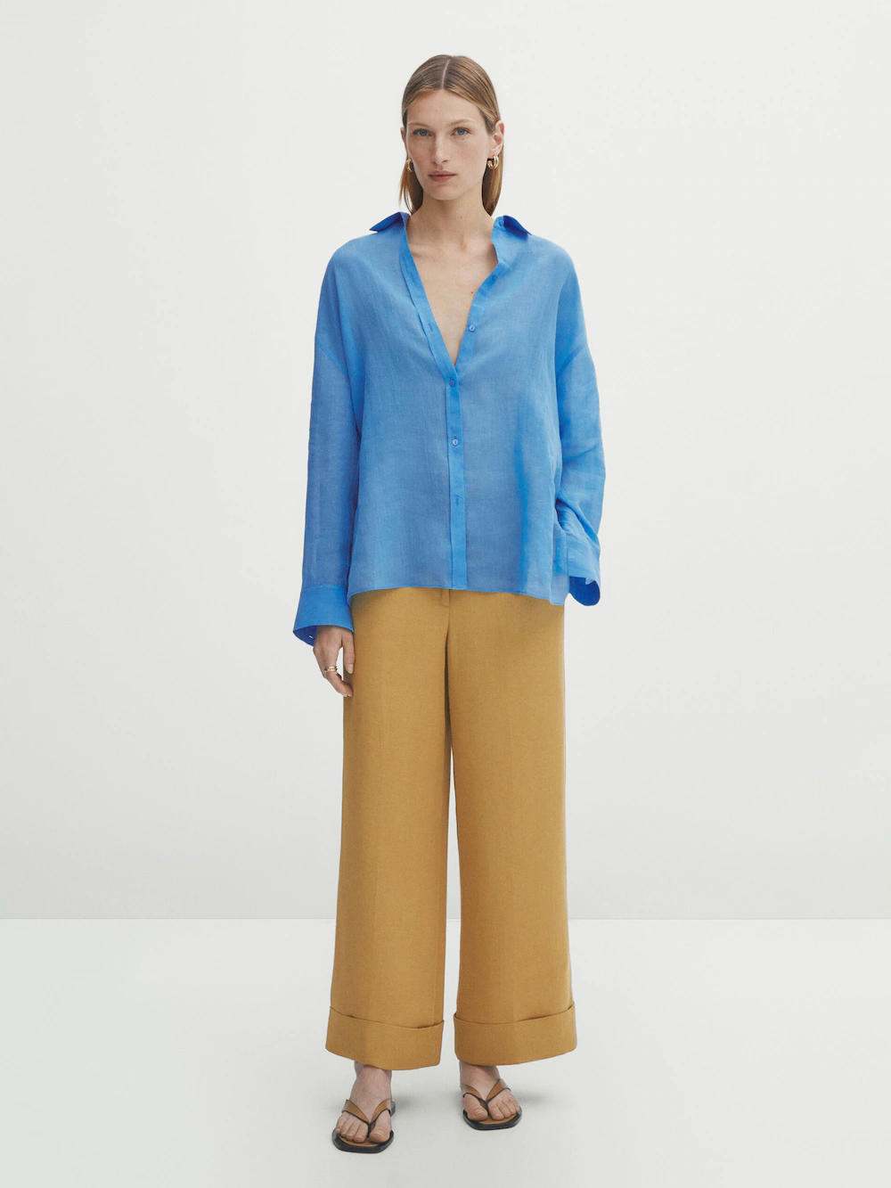 

Рубашка оверсайз из 100% рэми Massimo Dutti, синий