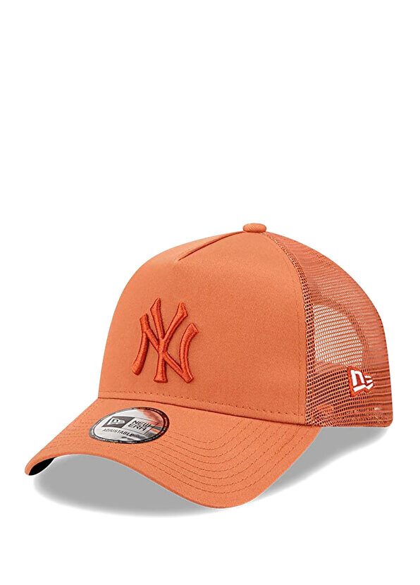 

Коричневая женская шапка tonal mesh trucker neyyan New Era
