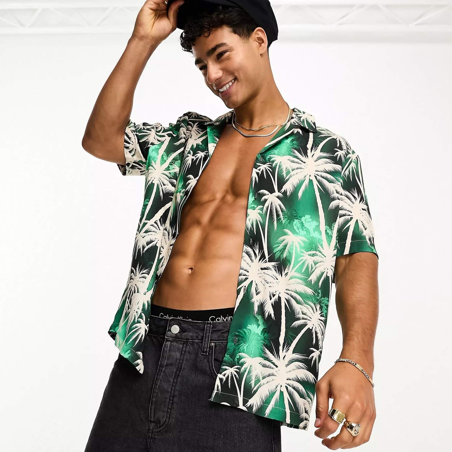 

Рубашка с коротким рукавом River Island Palm Print, зеленый/черный/белый