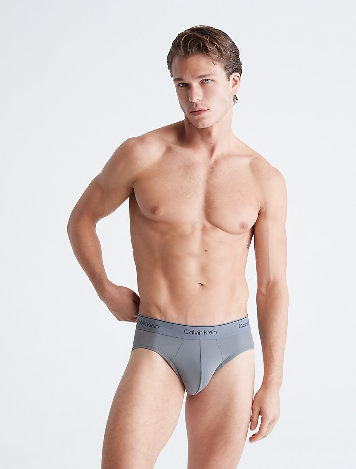

Бежевые трусы Modern Performance Calvin Klein, серый