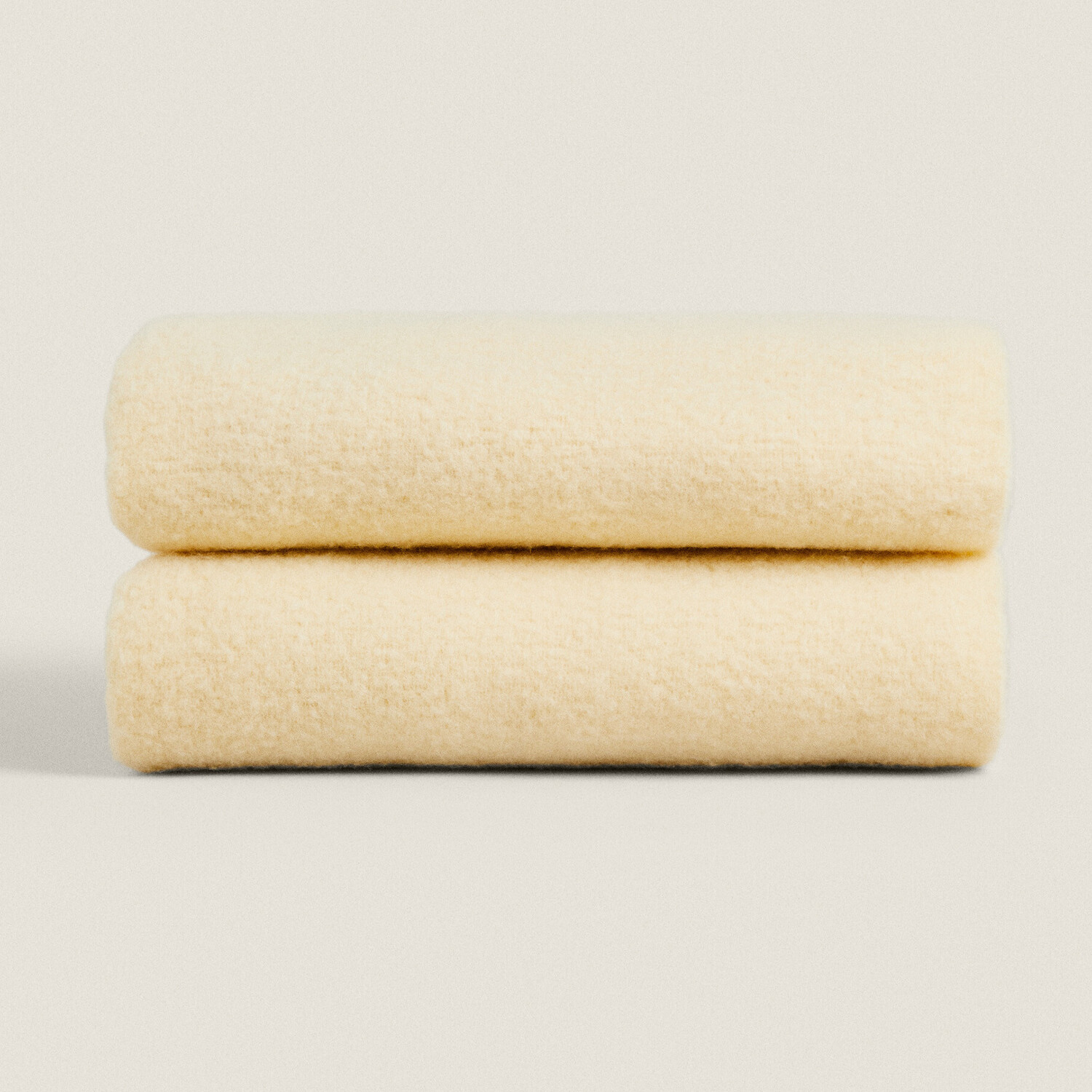 

Плед Zara Home Fringed Carded, бледно-желтый