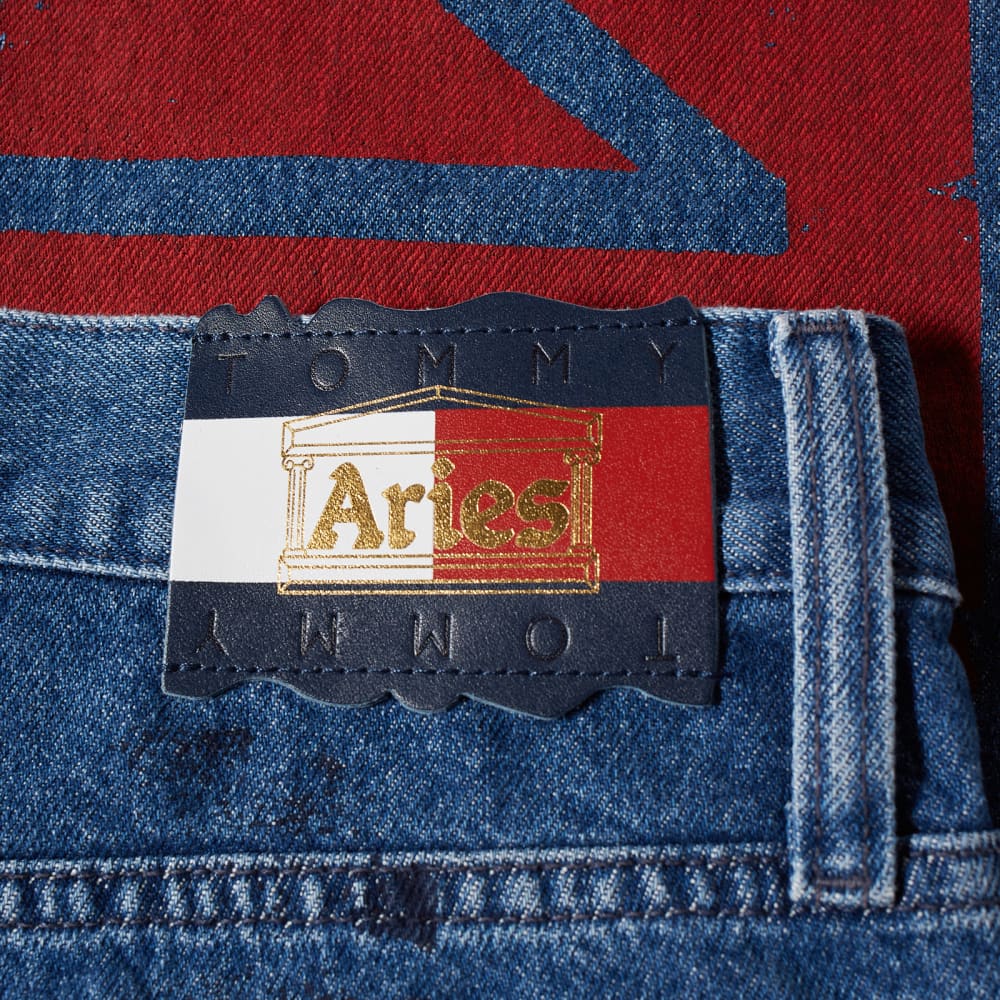 Брюки Tommy Jeans x Aries Flag Denim Pant – купить по выгодным ценам с  доставкой из-за рубежа через сервис «CDEK.Shopping»