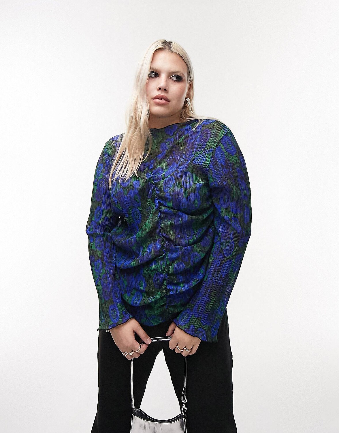 

Разноцветный плиссированный топ с длинными рукавами и цветочным принтом Topshop Curve, Черный