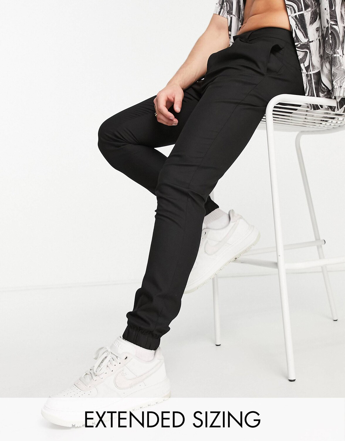 

Черные супероблегающие джоггеры ASOS DESIGN