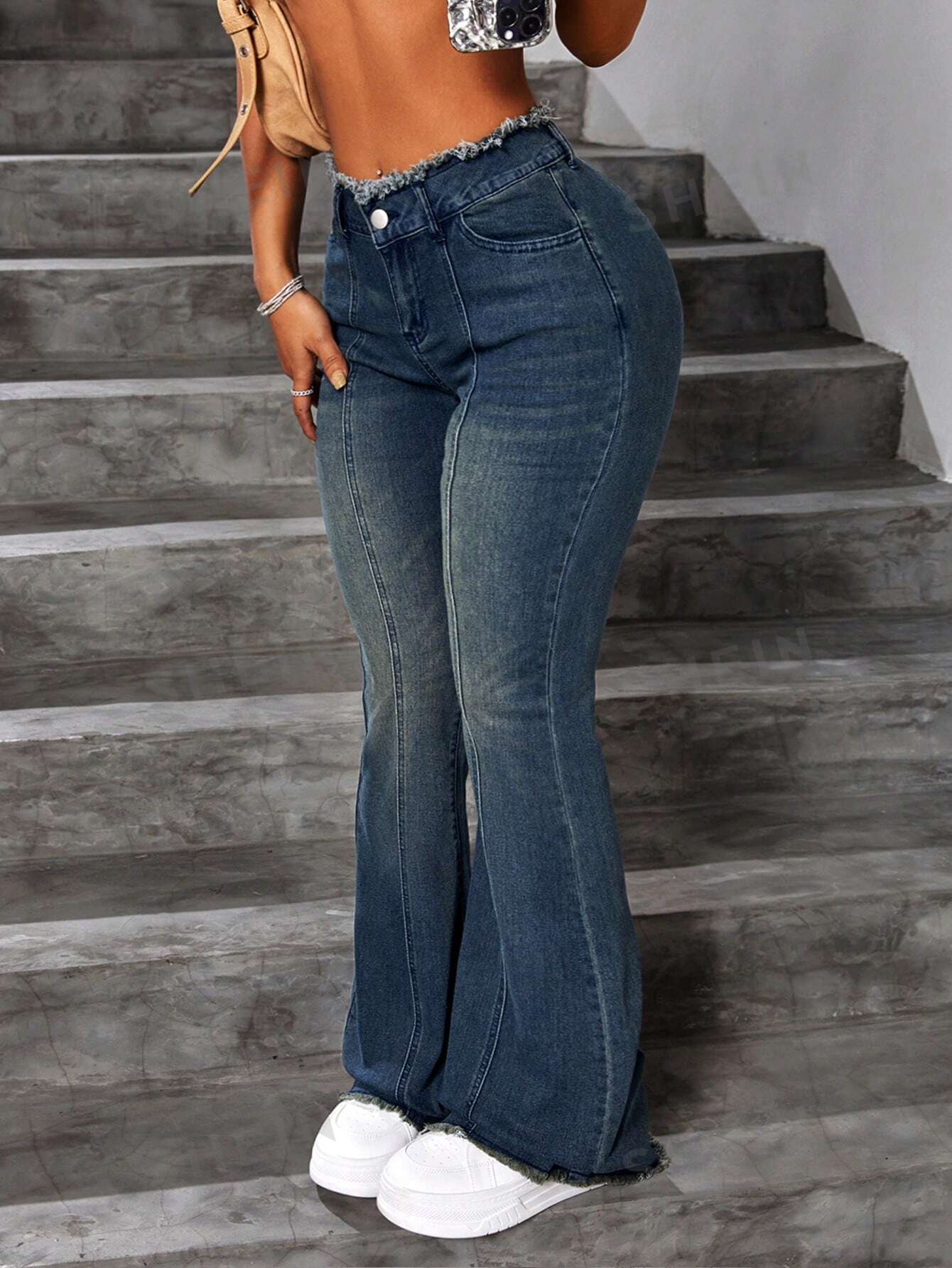 SHEIN ICON Женские расклешенные джинсы с потертостями, средняя стирка цена и фото