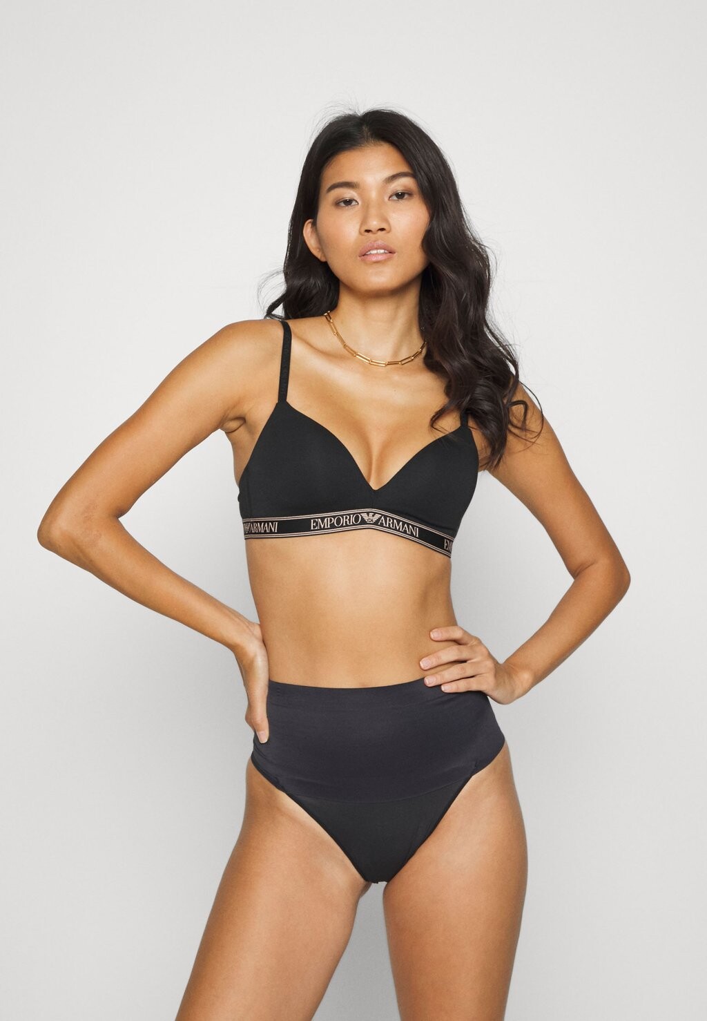 

Стринги Maidenform, черный