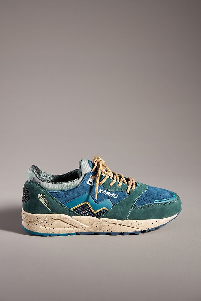 

Кроссовки Karhu Aria 95, темно-зеленый