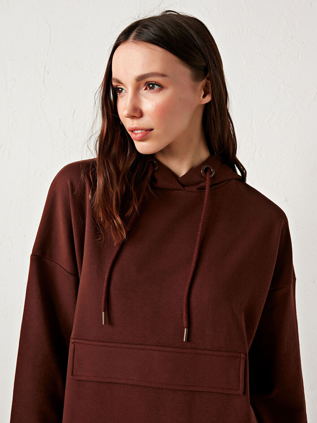 

Прямая женская туника с длинным рукавом и капюшоном LCW Modest