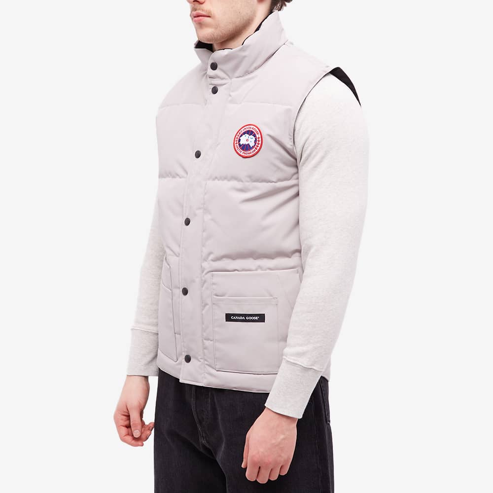 Жилет для фристайла Canada Goose цена и фото