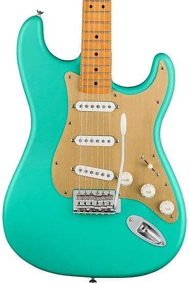 Squier by Fender 40th Anniversary Stratocaster Vintage Edition Satin Seafoam Green Squier by Fender 40th Anniversary Stratocaster Edition электрогитара fender squier 40th anniversary stratocaster gold edition lrl sienna sunburst