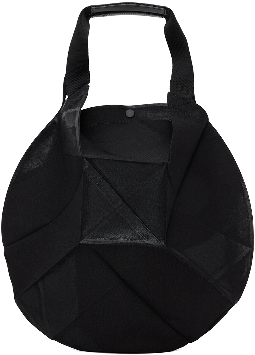 

Черная сумка Standard 12 132 5. ISSEY MIYAKE