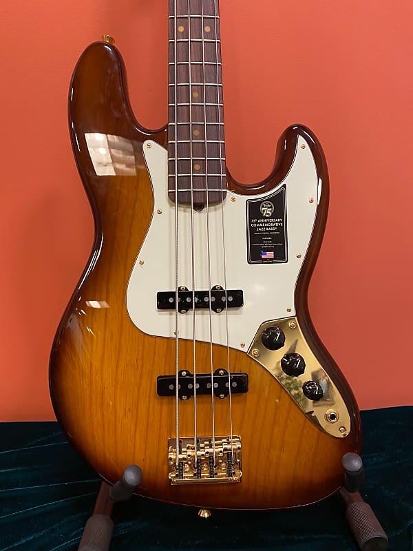 

Памятный 75-летний юбилей компании Fender Jazz Bass Bourbon Burst 75th Anniversary Commemorative Jazz Bass