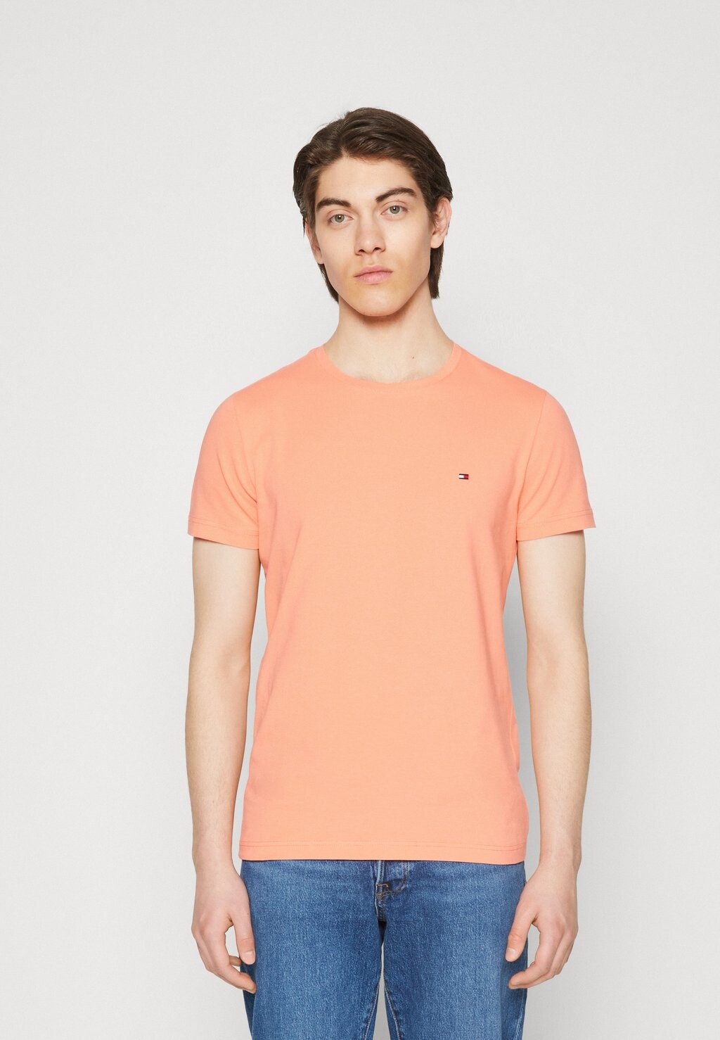 

Базовая футболка ФУТБОЛКА STRETCH SLIM FIT Tommy Hilfiger, персиковый оттенок