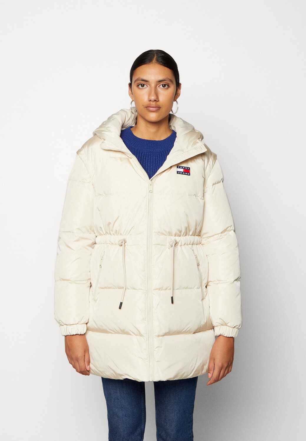 

Пуховик Tommy Jeans, бежевый