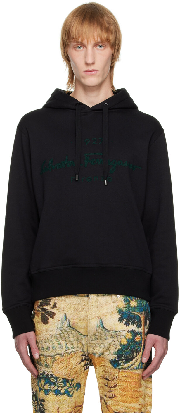 

Черный худи с вышивкой Ferragamo